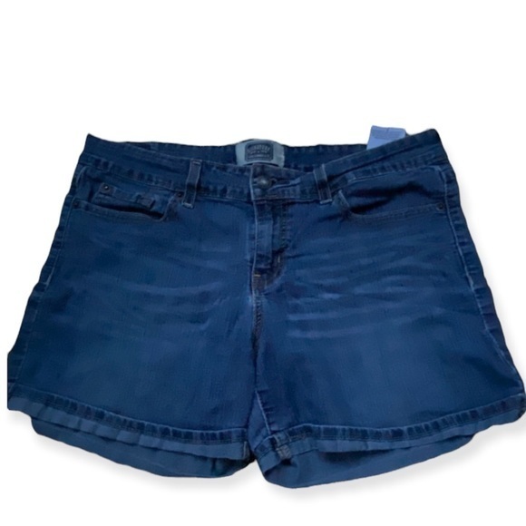 Levi Strauss Shorts Size 8 Woman’s Button Fly Zip‎ - Picture 1 of 10